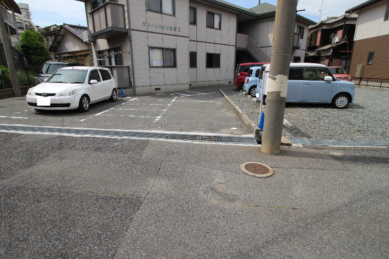 グリーンハイツ三和Ⅱ 駐車場