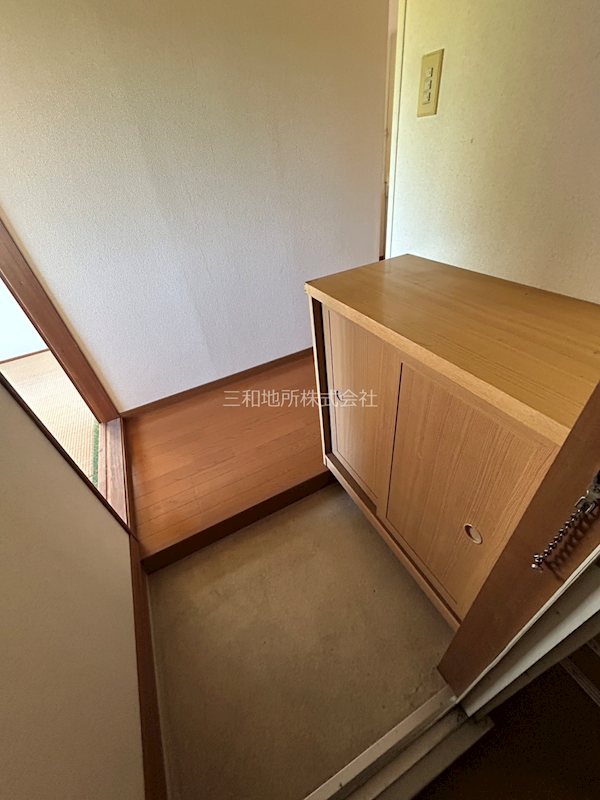 シャトー千枝 玄関