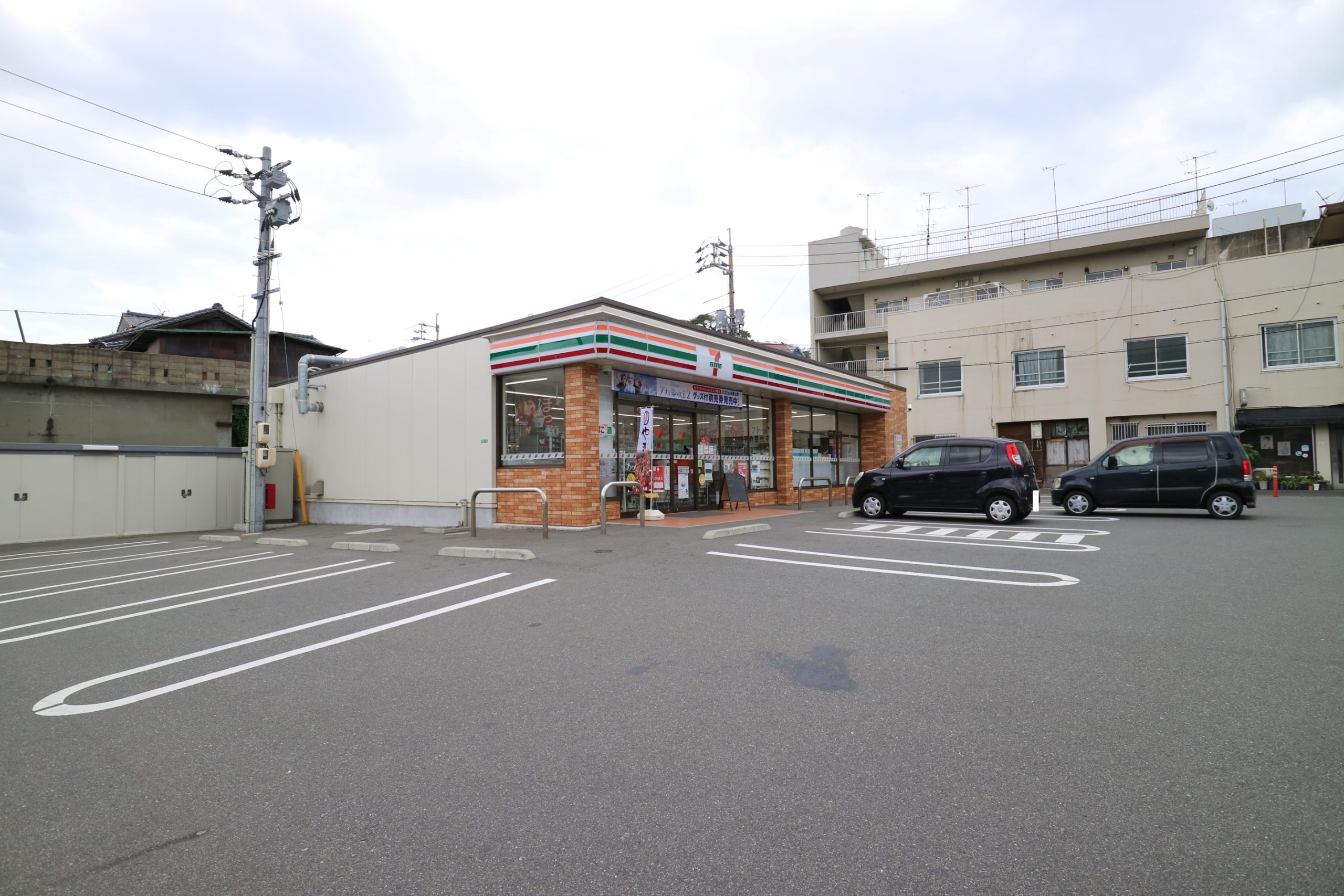 ビィラ・クレール ｾﾌﾞﾝｲﾚﾌﾞﾝ 下関丸山町店