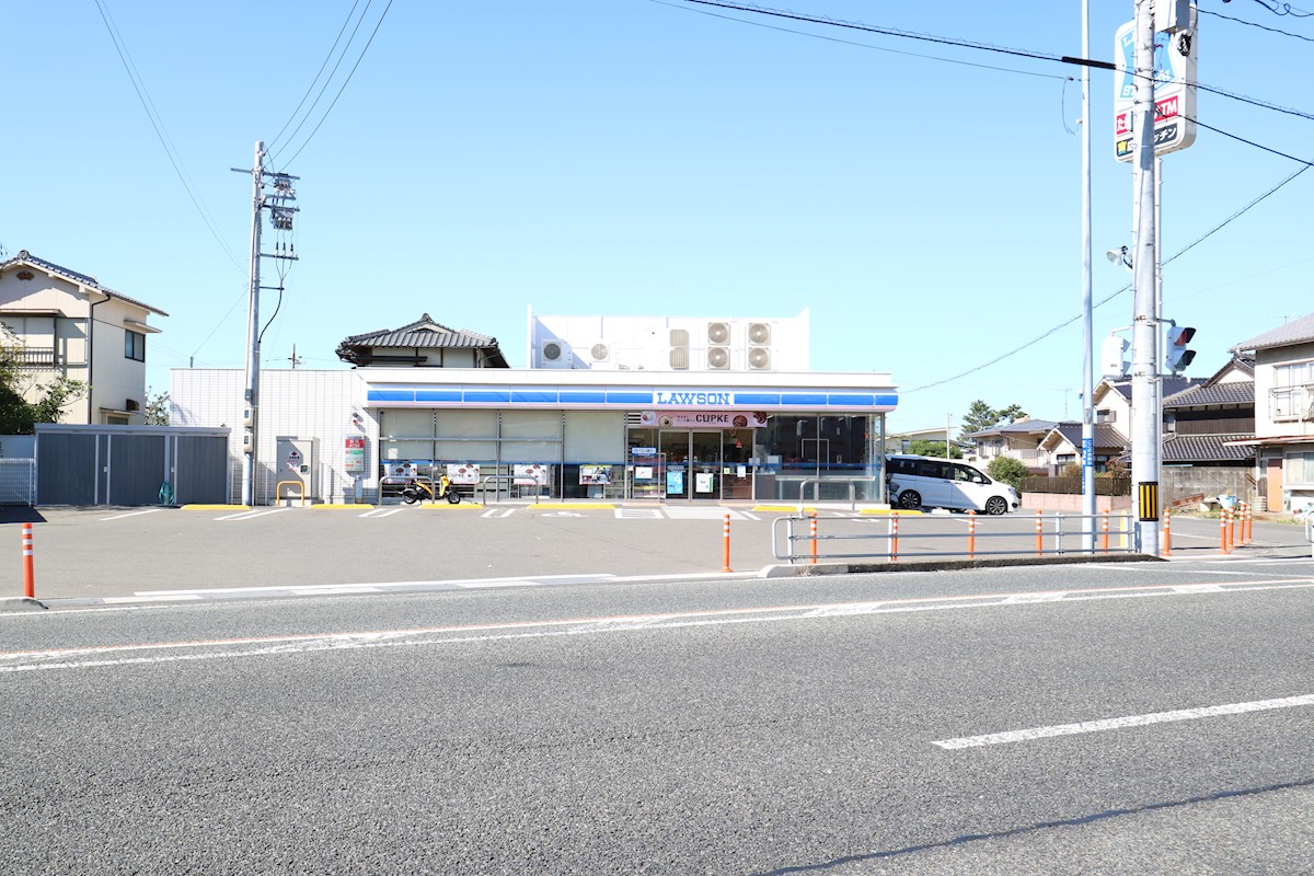 シャーメゾン　カナリー ﾛｰｿﾝ 下関綾羅木本町店